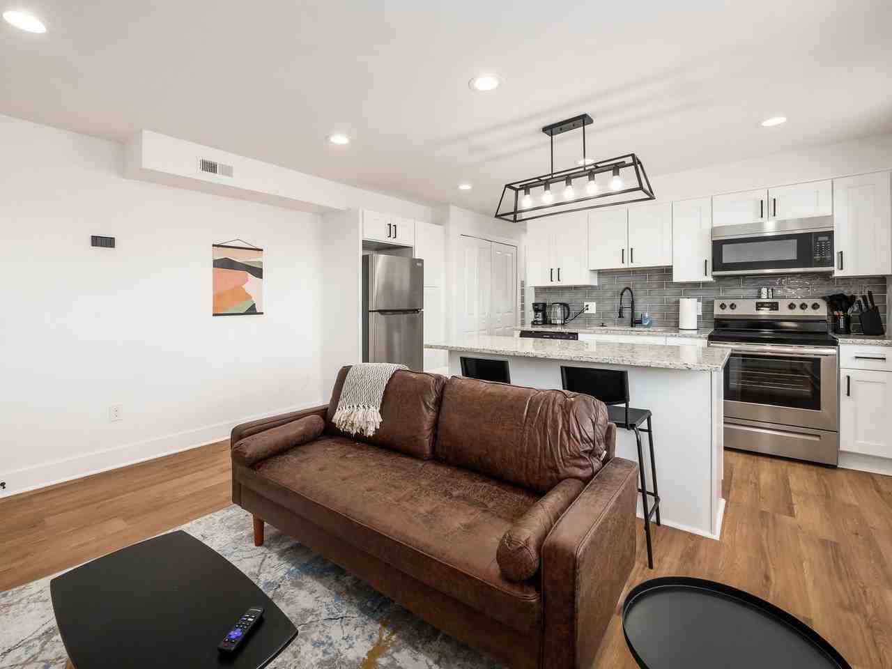 1656 E Livingston Ave #9 - Photo 3 of 20