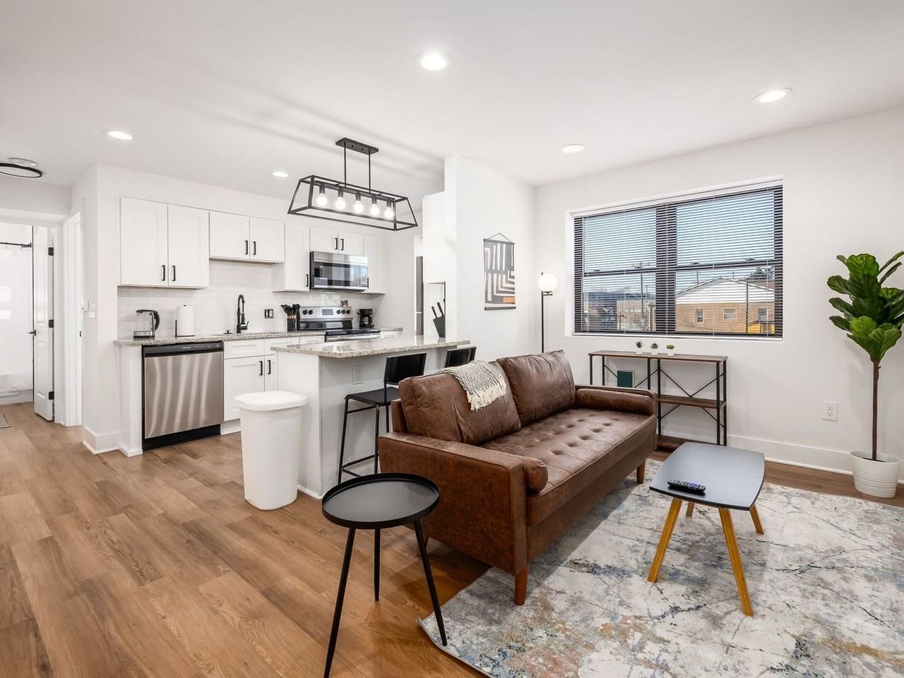 1656 E Livingston Ave #9 - Photo 5 of 20