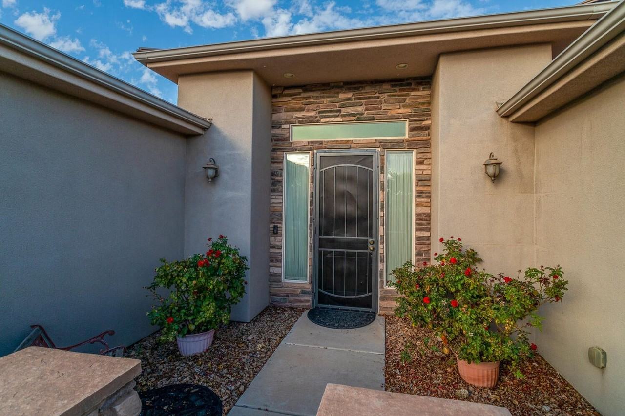 1788 S 140 W - Photo 3 of 38