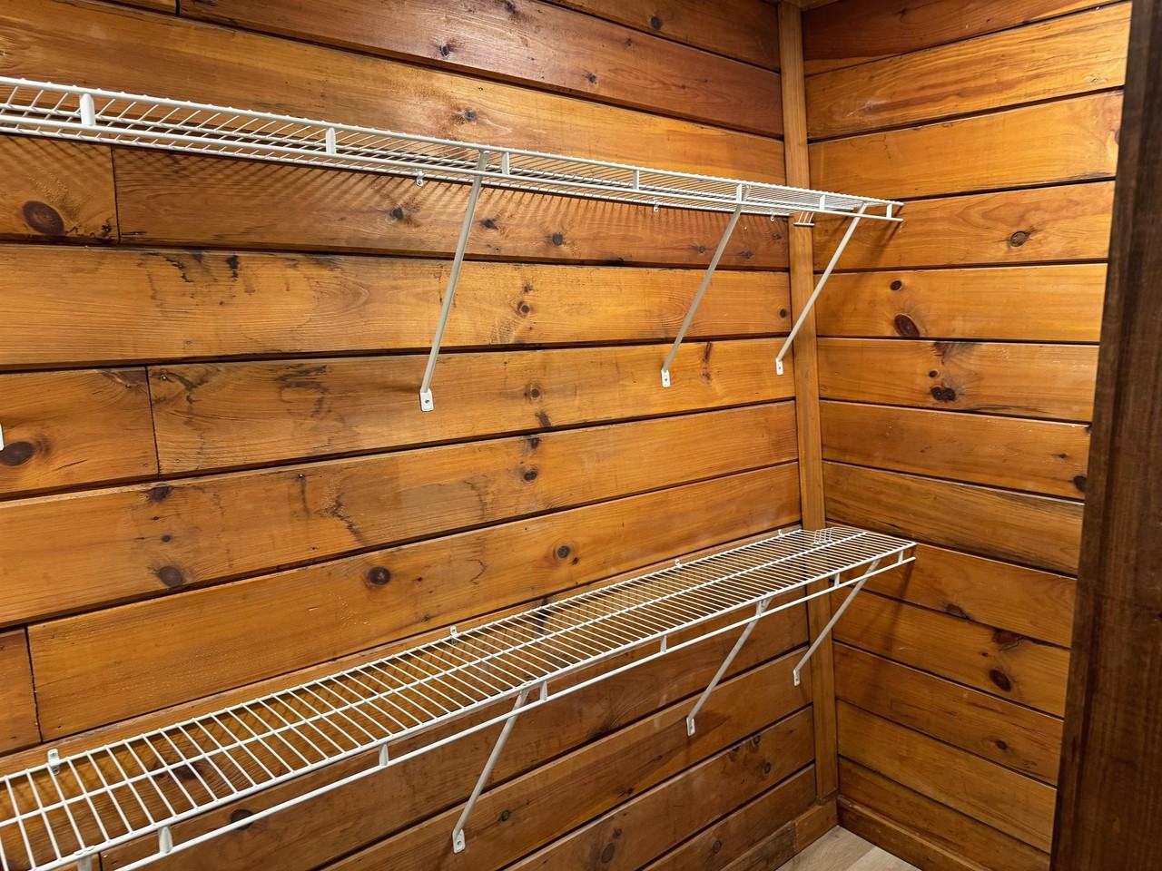 3318 Charleston Rd - Photo 3 of 12