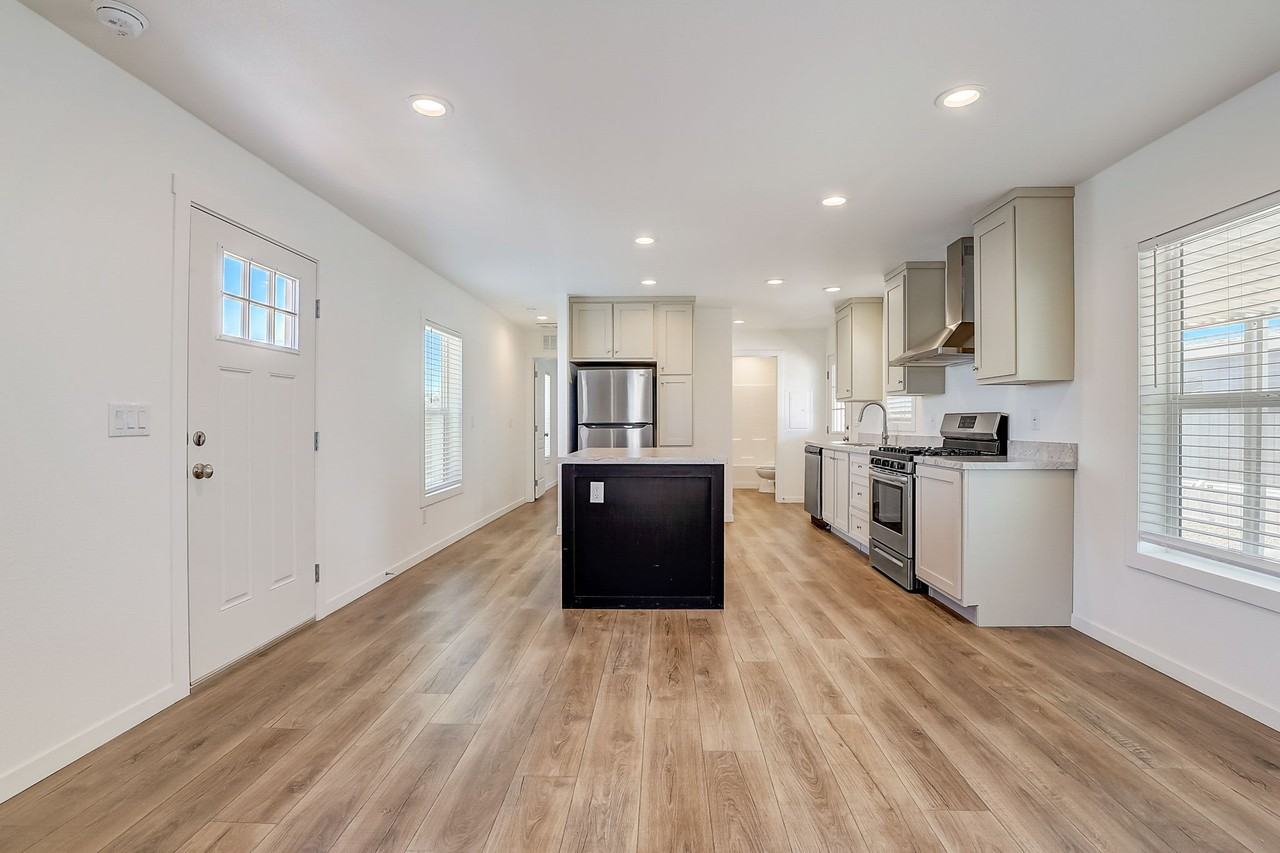 2627 S Lamb Blvd #225 - Photo 7 of 27