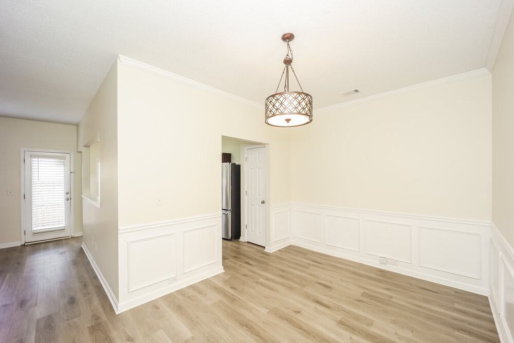 182 Seabreeze Ct - Photo 6 of 17