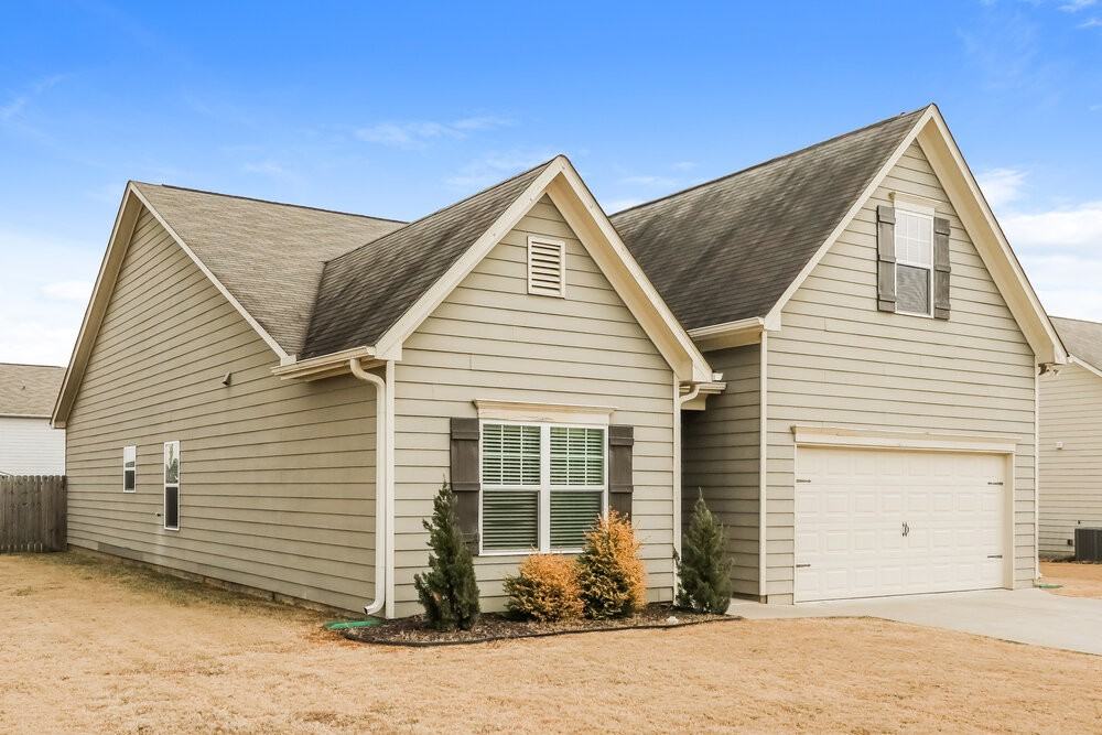 40 Robin Rd - Photo 4 of 17