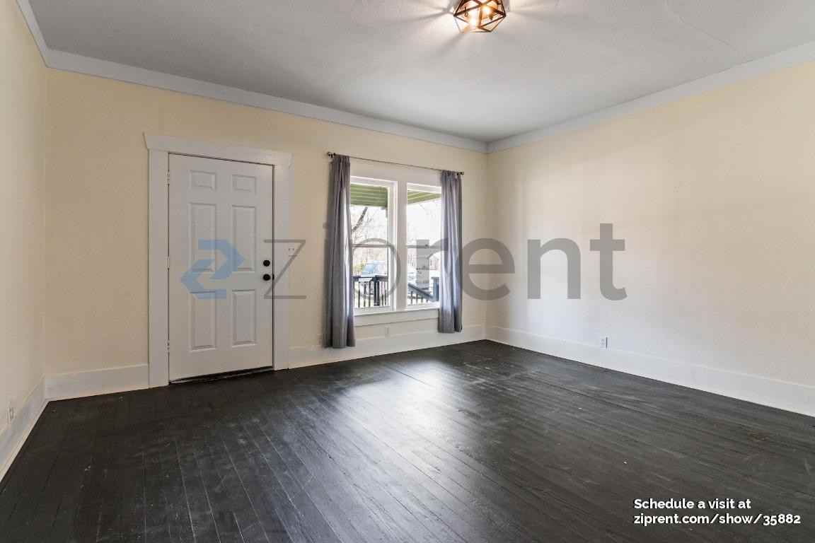 410 Se 3rd St - Photo 2 of 19