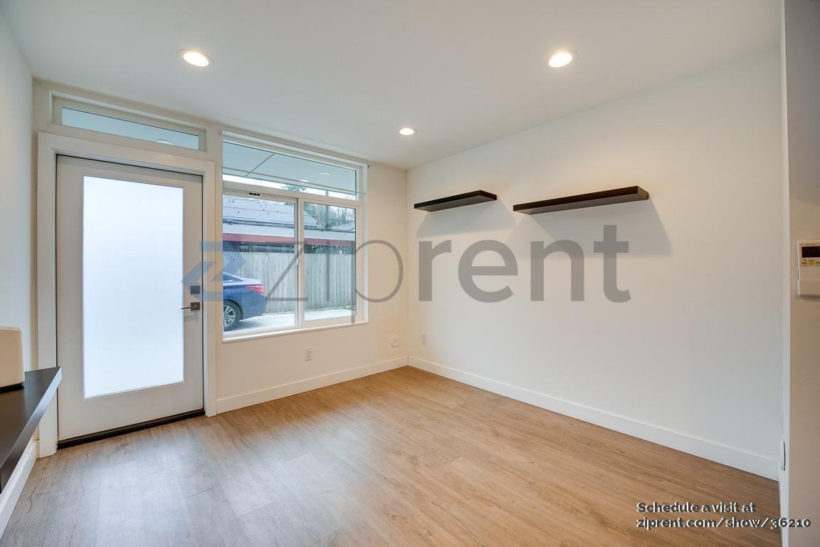 1057 S Cloverdale St - Photo 7 of 25