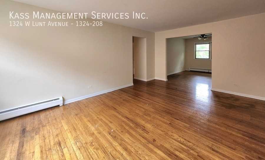 1324 W Lunt Ave #1324-208 - Photo 4 of 10