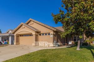 featured image of 2240 Moraga Dr