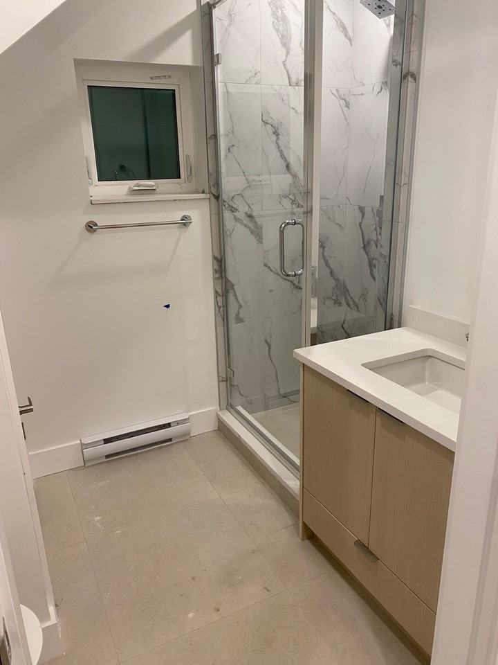 2738 Ward Street - Photo 6 of 13