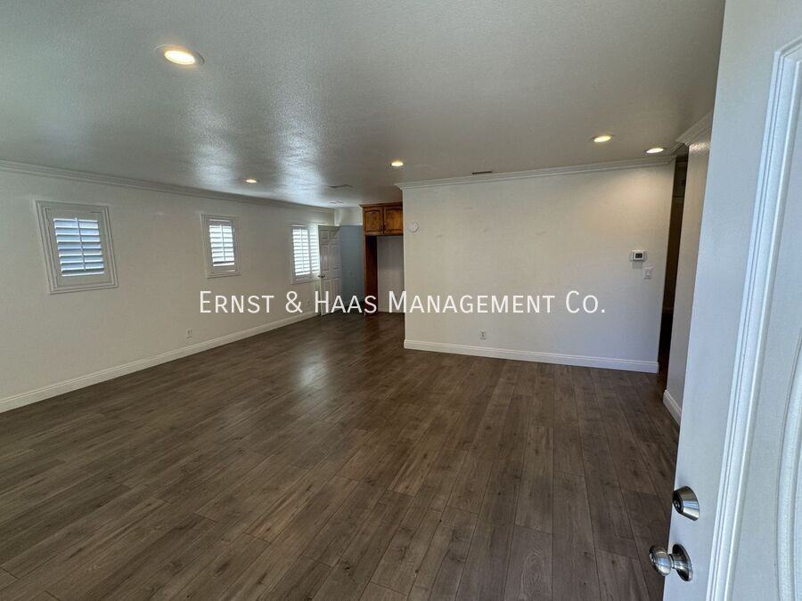 12701 Waldorf Dr - Photo 3 of 26