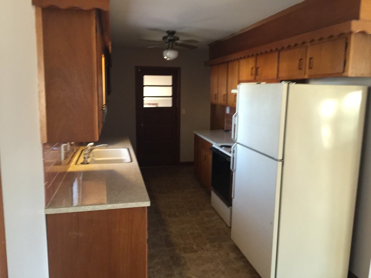 540 S Westview Dr - Photo 3 of 14
