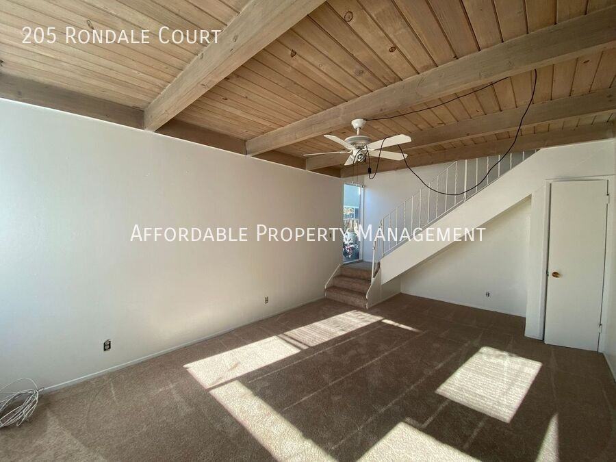 205 Rondale Ct - Photo 3 of 11