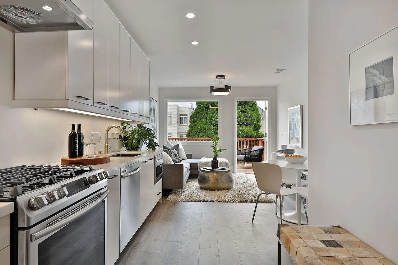 251 9th Ave - Photo 3 of 29