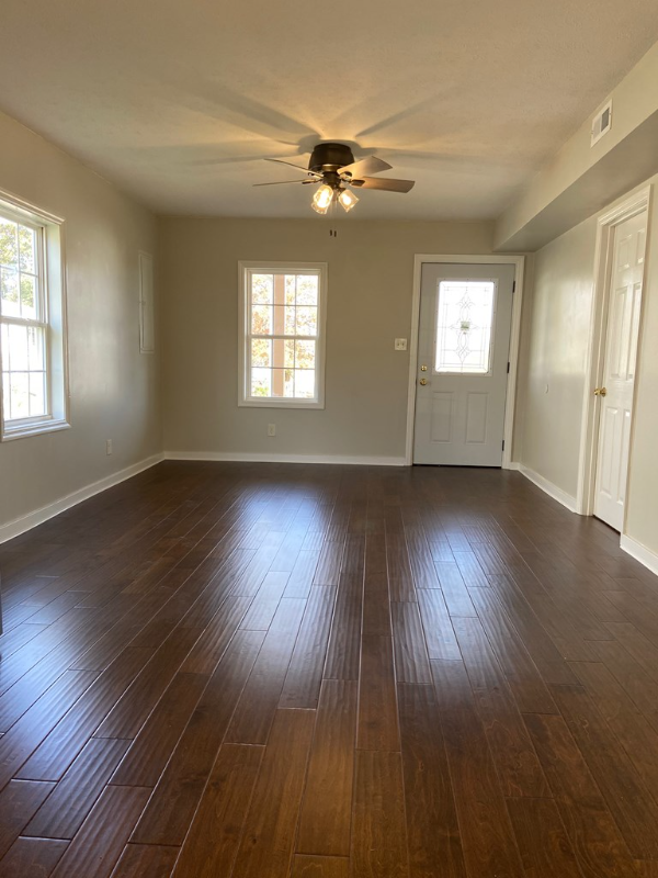 52 W 10th St - Photo 2 of 9