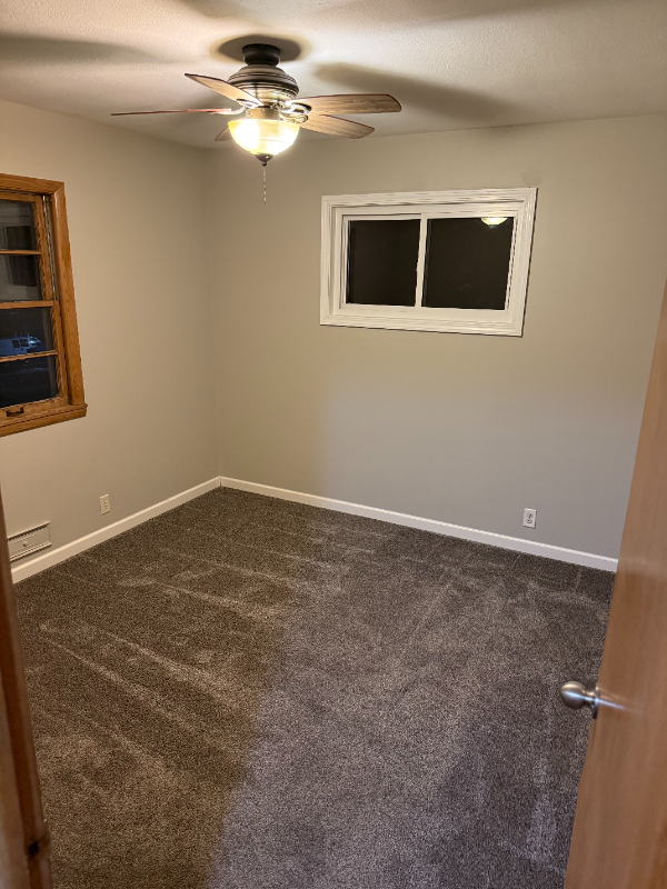 521 3rd Ave N - Photo 3 of 8