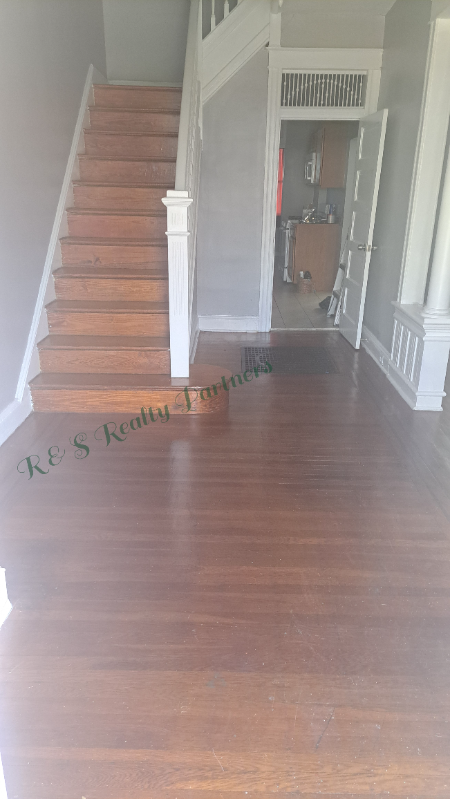 403 Normandy Ave - Photo 3 of 18