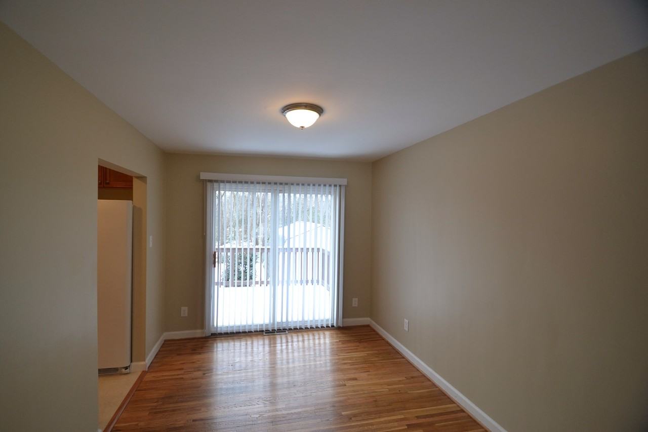 6220 Colchester Pl - Photo 3 of 10