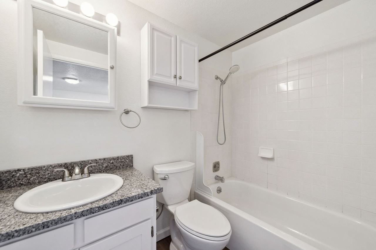 3342-3358 Butternut Dr (8 units) - Photo 7 of 11