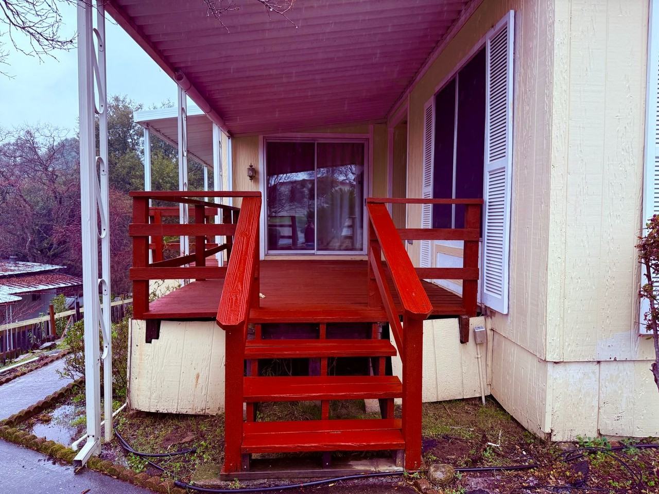 387 Lodgeview Dr - Photo 3 of 29