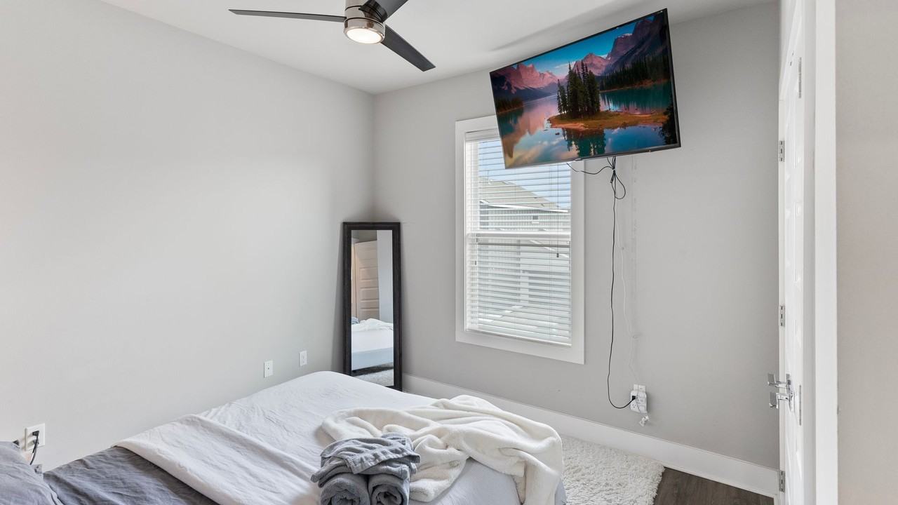 7072 Kodiak Dr - Photo 5 of 10