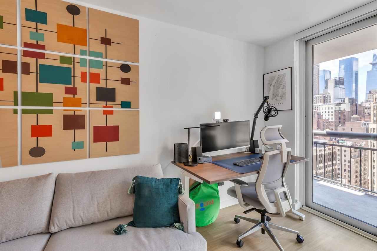 64B W 37th St #379046P - Photo 6 of 26