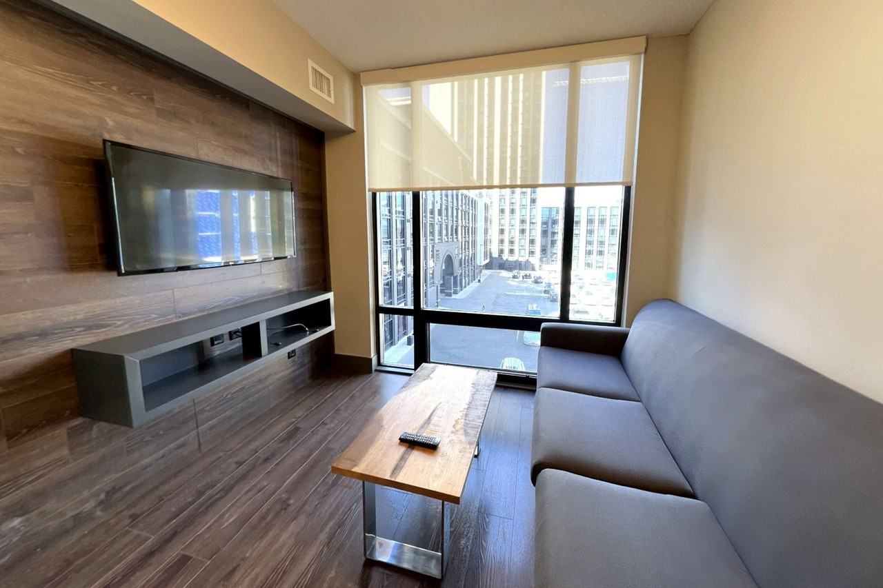 330 Phillip St - Photo 3 of 14