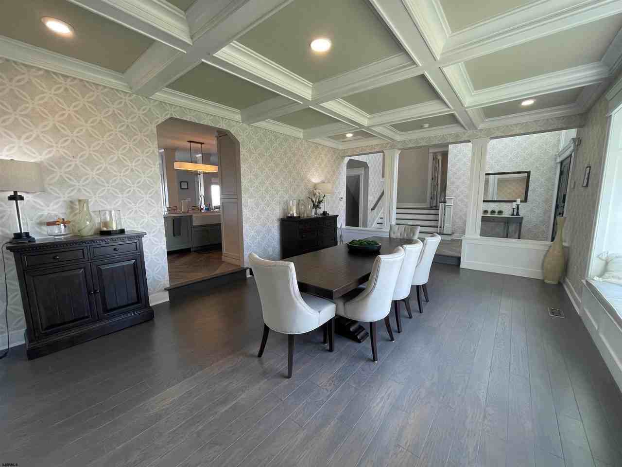 7801 Bayshore Dr - Photo 6 of 50