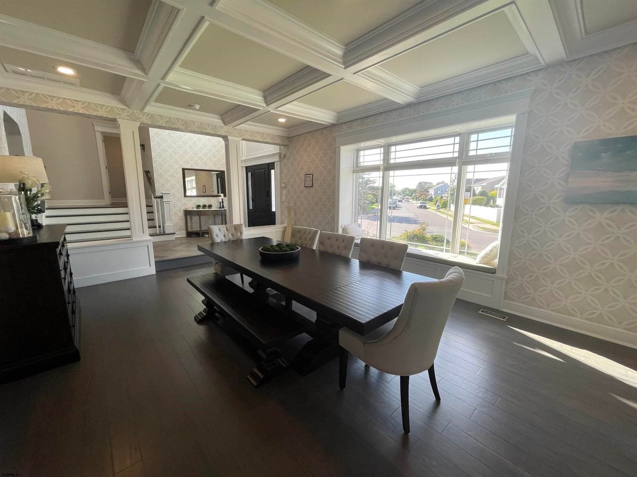 7801 Bayshore Dr - Photo 7 of 50