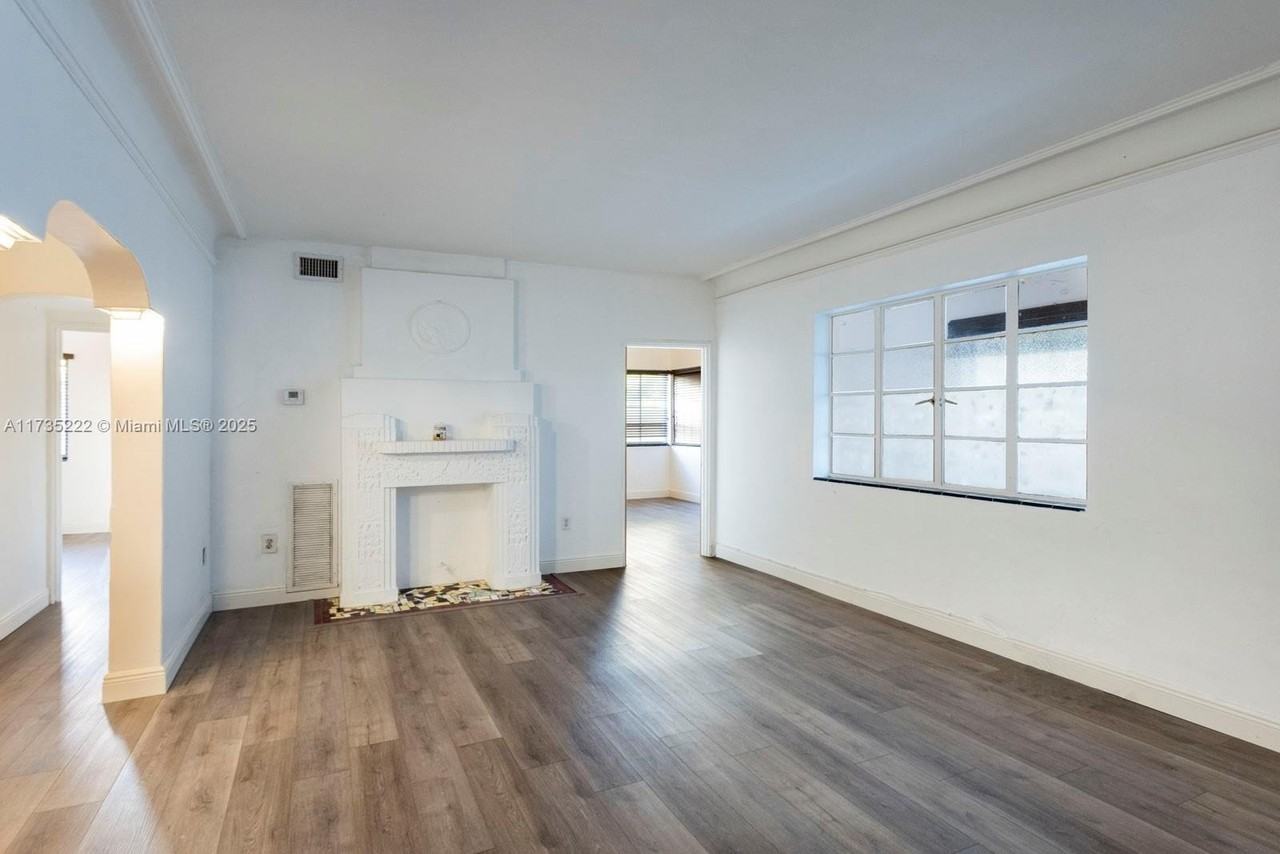 1610 Pennsylvania Ave #1 - Photo 2 of 12