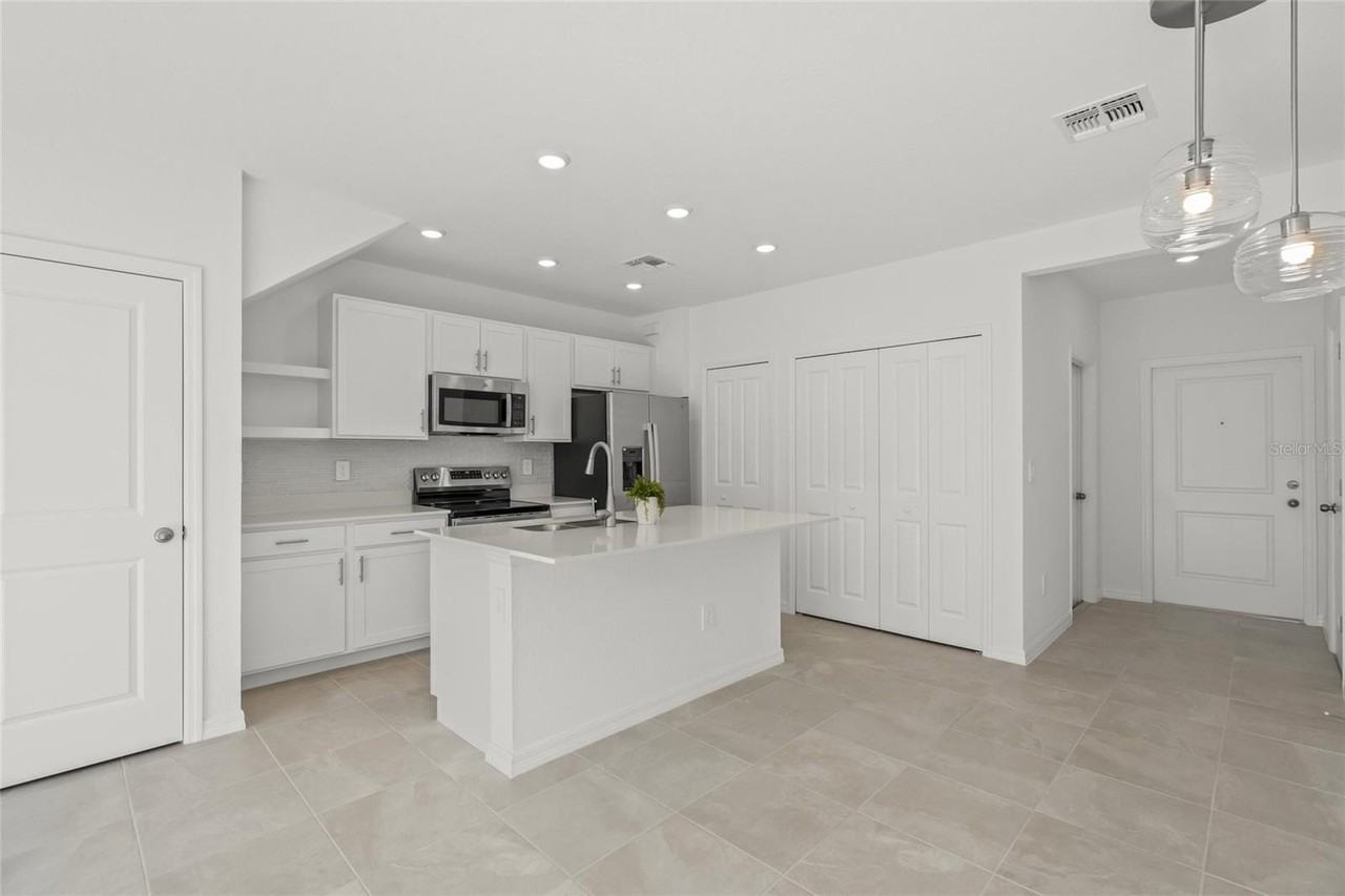 14126 Lilac Sky Terrace - Photo 4 of 33