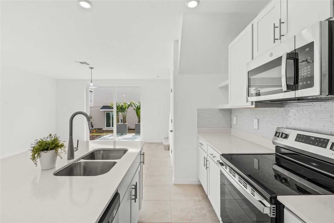 14126 Lilac Sky Terrace - Photo 6 of 33