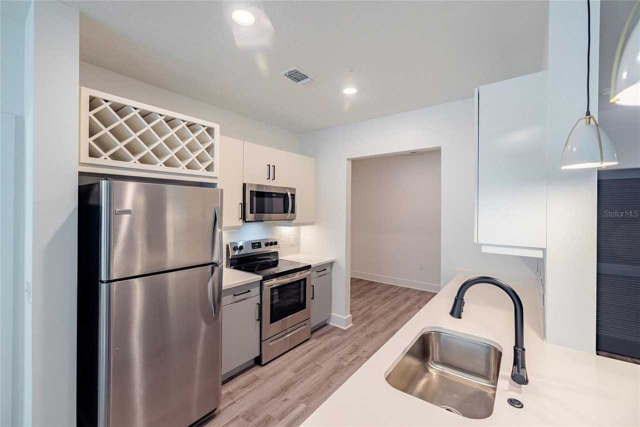 1420 Lakefront Dr #6213 - Photo 3 of 38