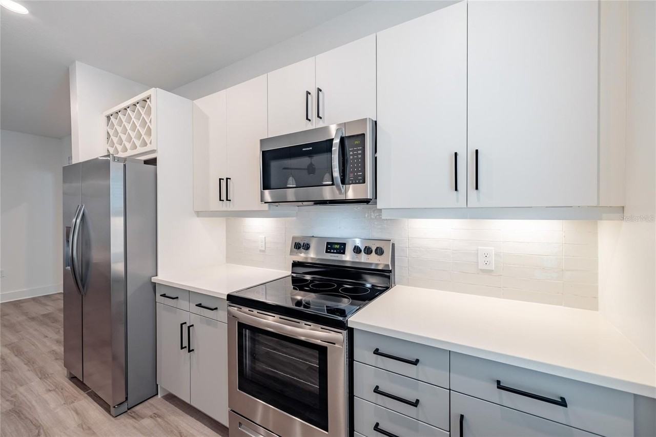 1420 Lakefront Dr #6111 - Photo 7 of 45