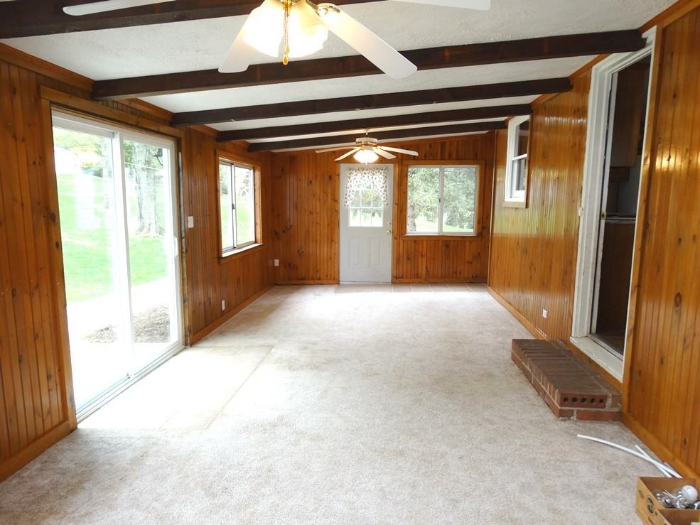 285 Tannery Rd - Photo 3 of 24