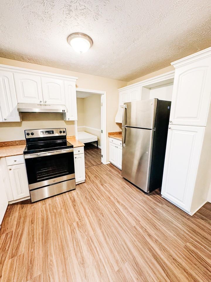 Emerald North Cir - Photo 3 of 7