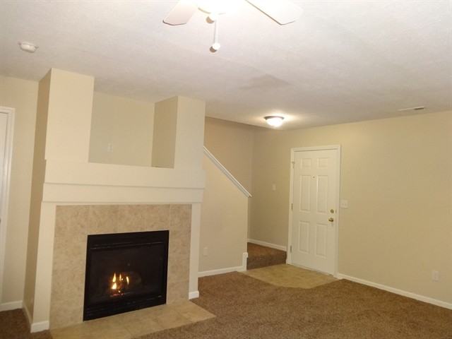 1245 Canterhurst St - Photo 3 of 14