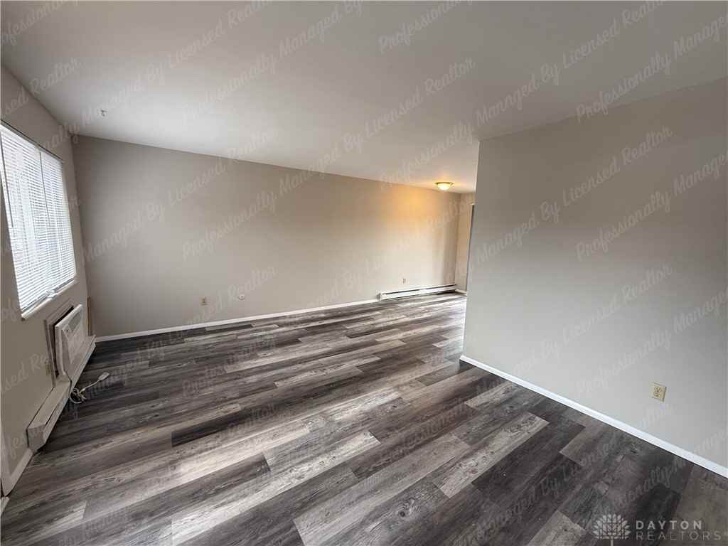 4355 Powell Rd - Photo 3 of 17