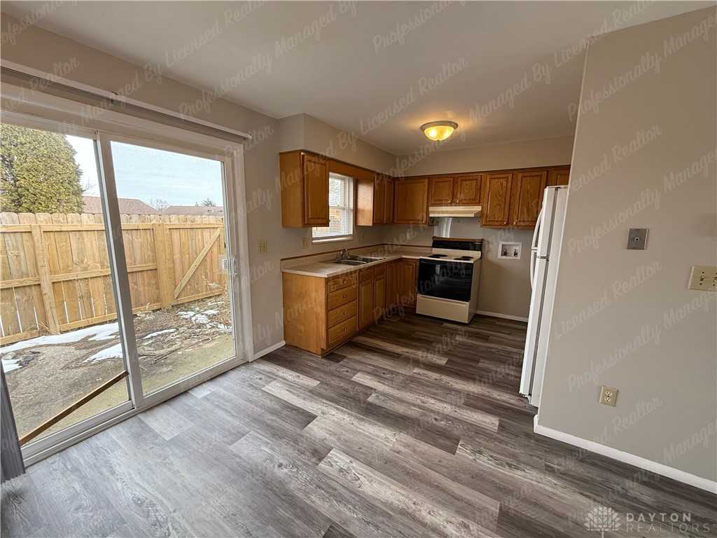 4355 Powell Rd - Photo 6 of 17