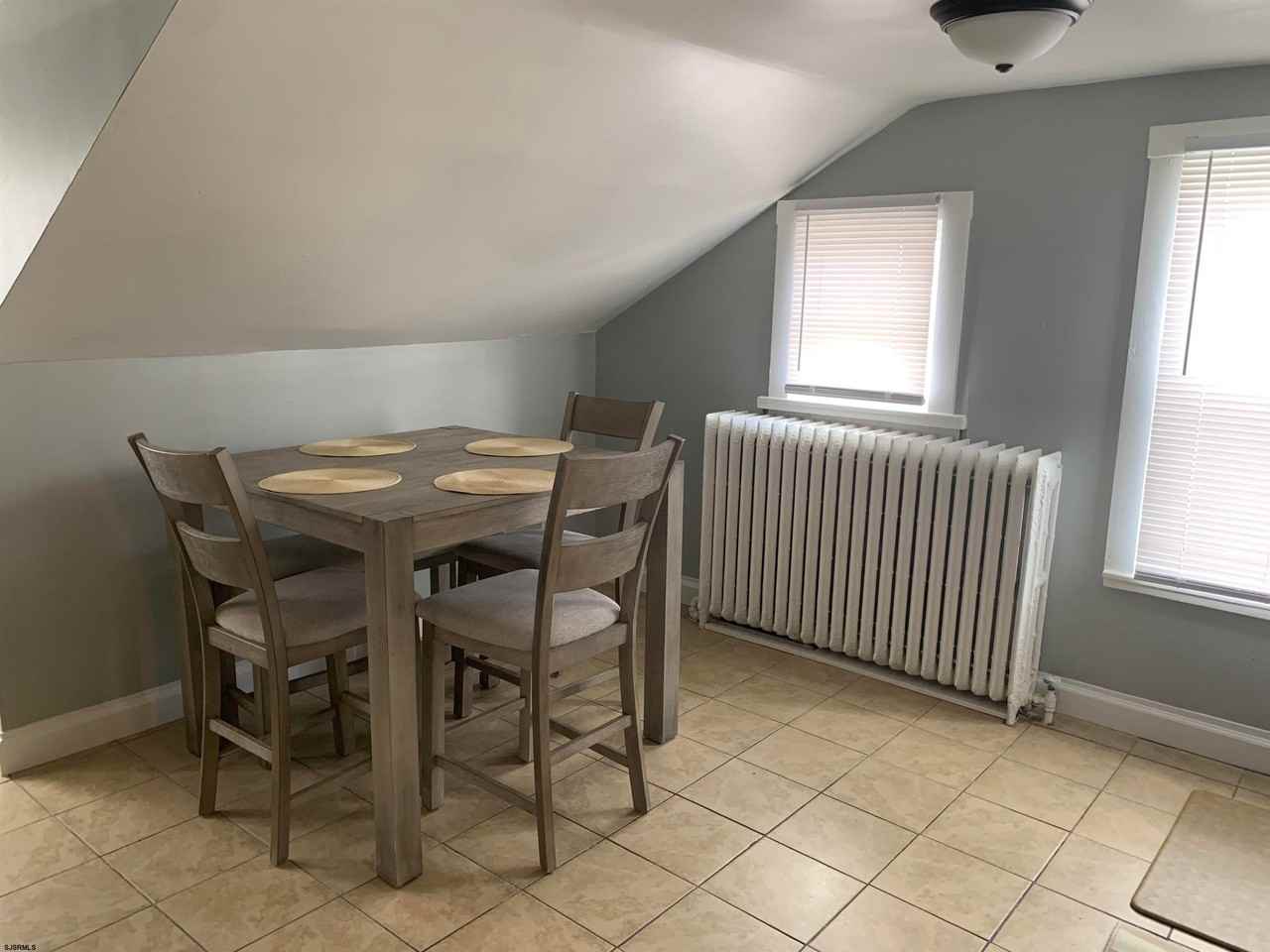 46 S Portland Ave - Photo 4 of 10