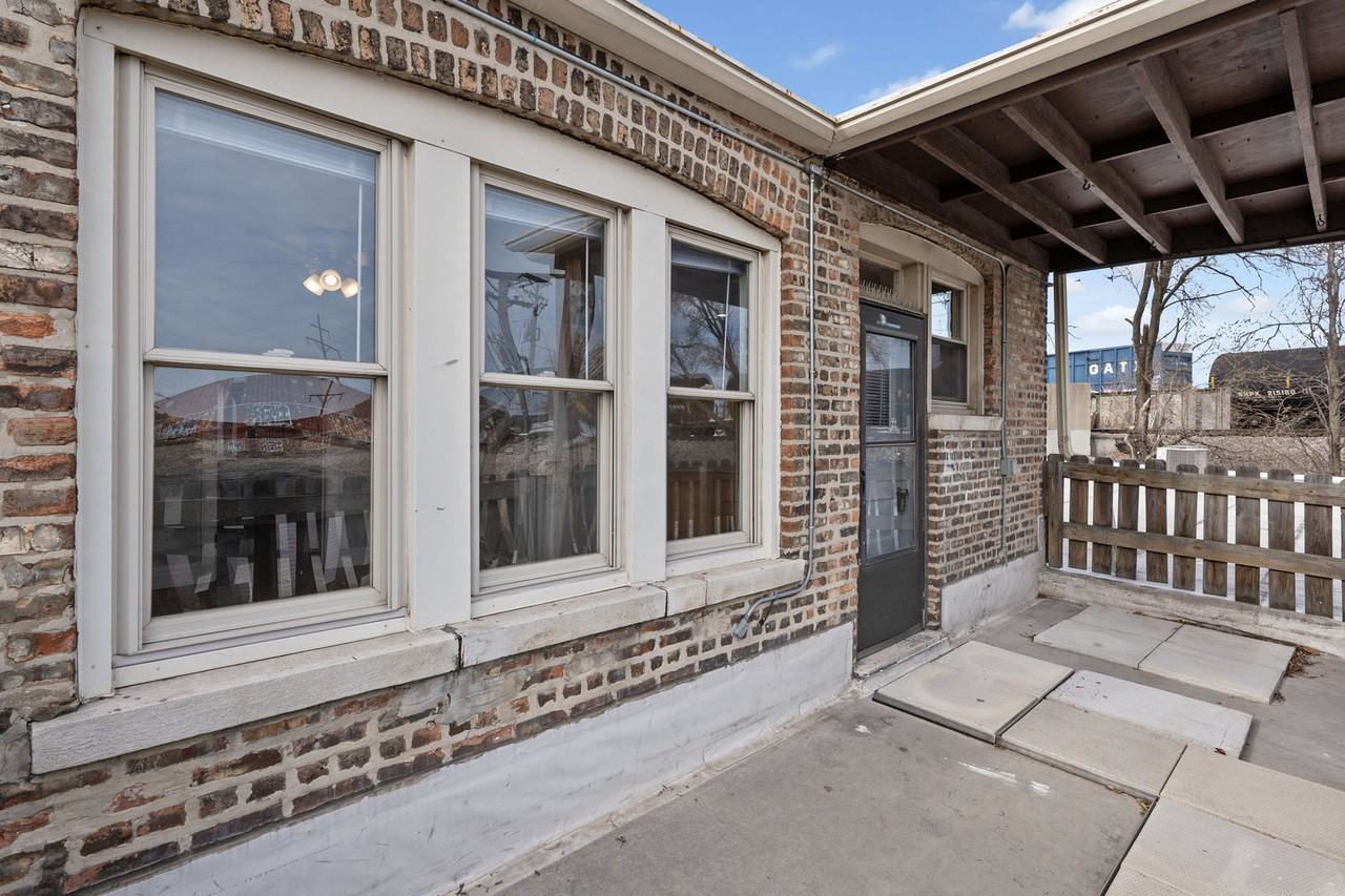 5950 W Park Ave ##2 - Photo 3 of 15