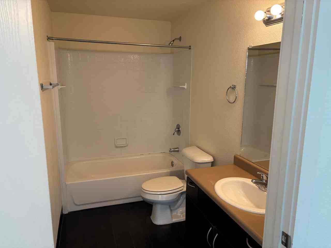 Mehran Lofts - Photo 4 of 11