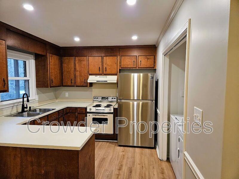 1540 Cooper Ave - Photo 4 of 20