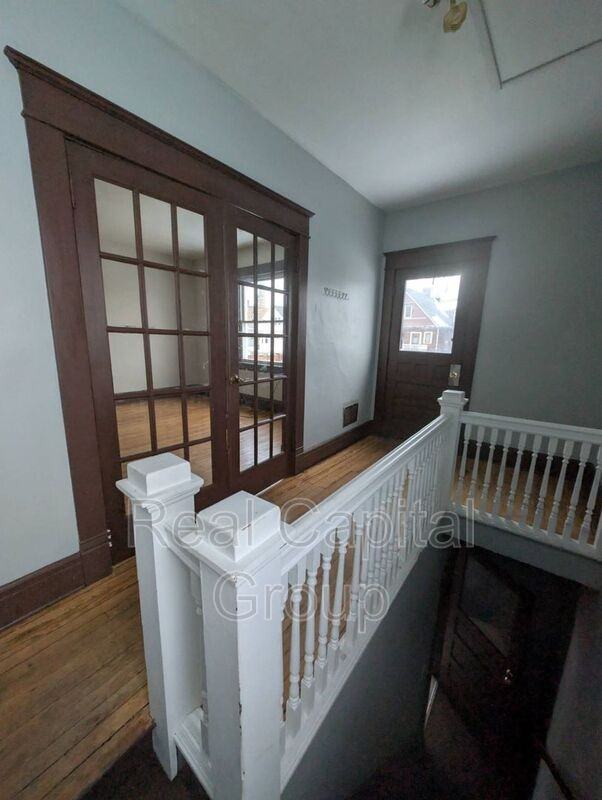 102 Macamley St #2ndFL - Photo 2 of 18