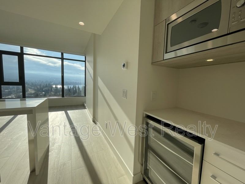 3800 Capozzi Rd - Photo 6 of 17