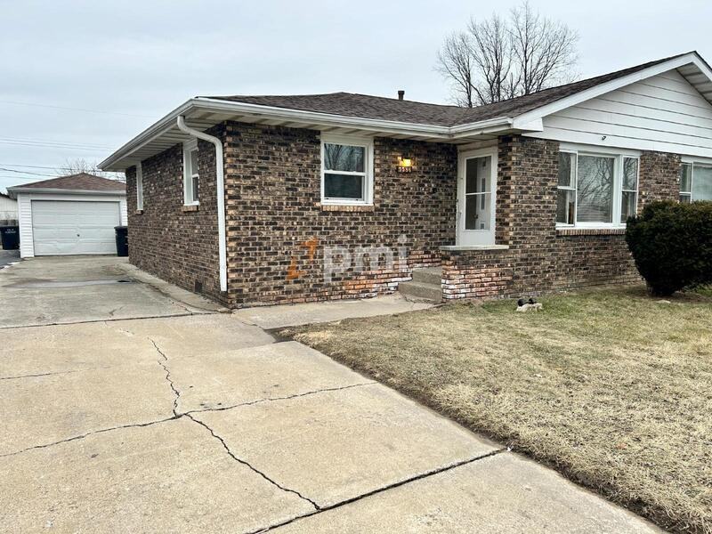 5586 Tulip Ave - Photo 3 of 19