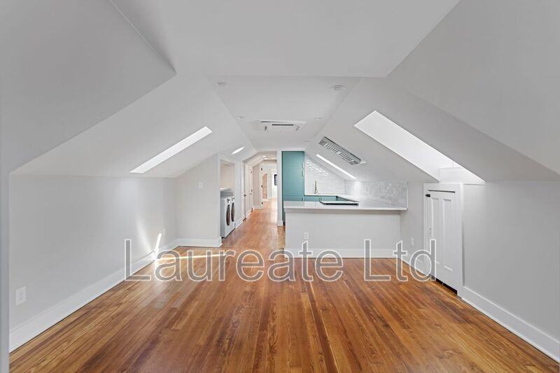 1430 N Marion St #6 - Photo 3 of 10