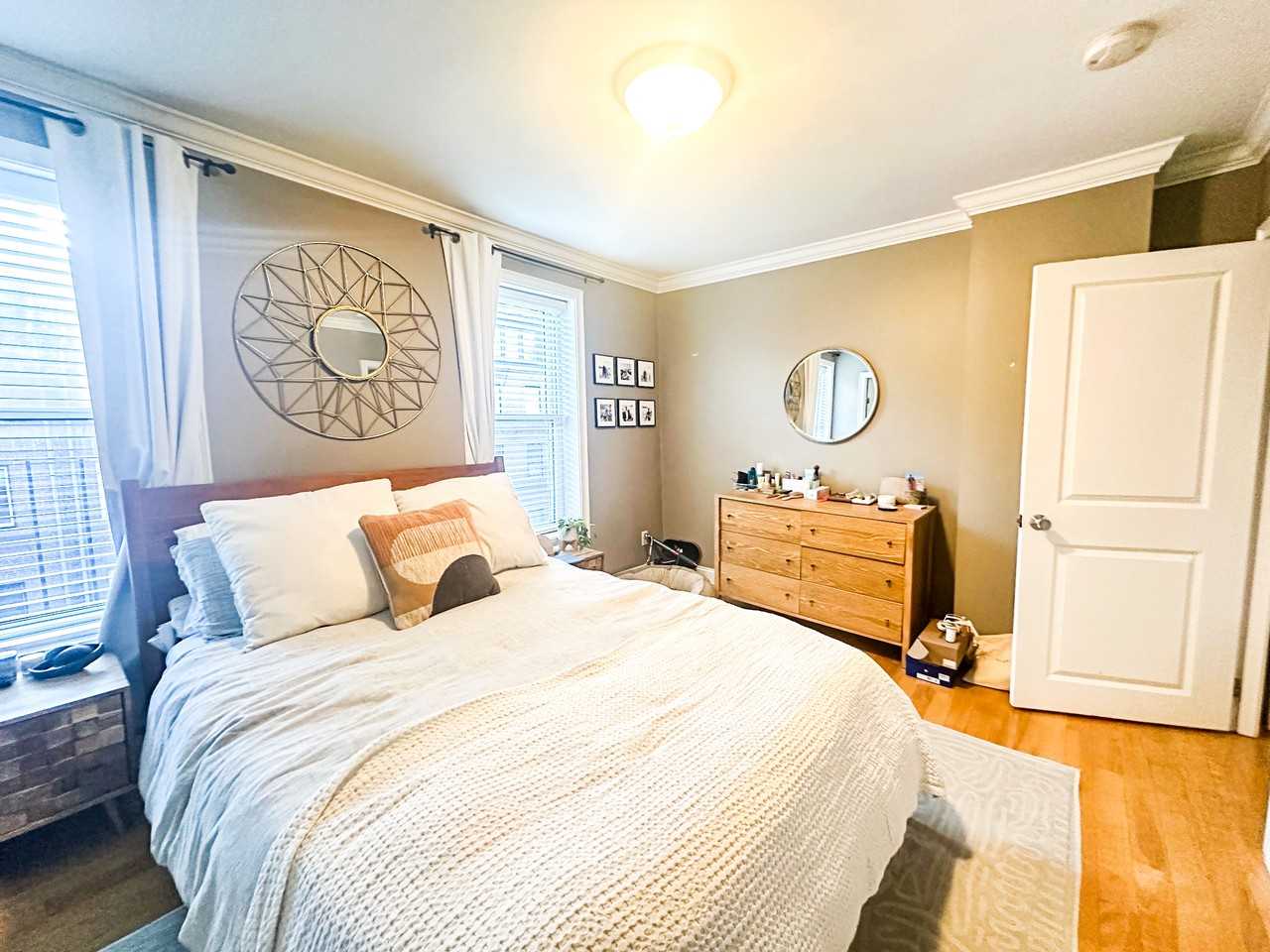 26 Hanson St #3 - Photo 6 of 10