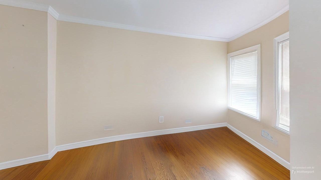 2973 Washington St #3 - Photo 4 of 6