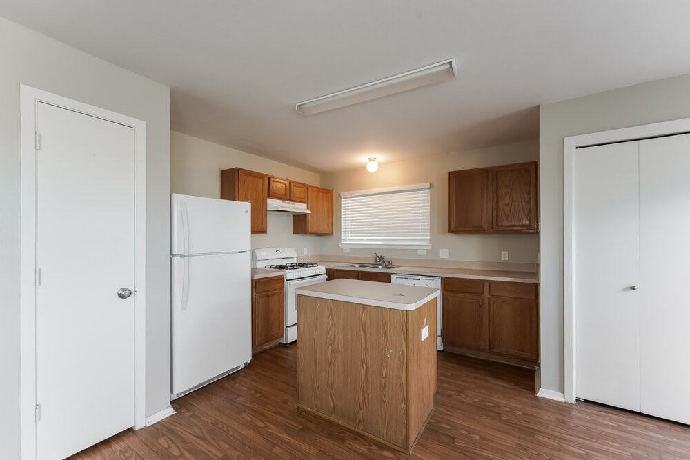 20640 Patriot Park Ln - Photo 6 of 17