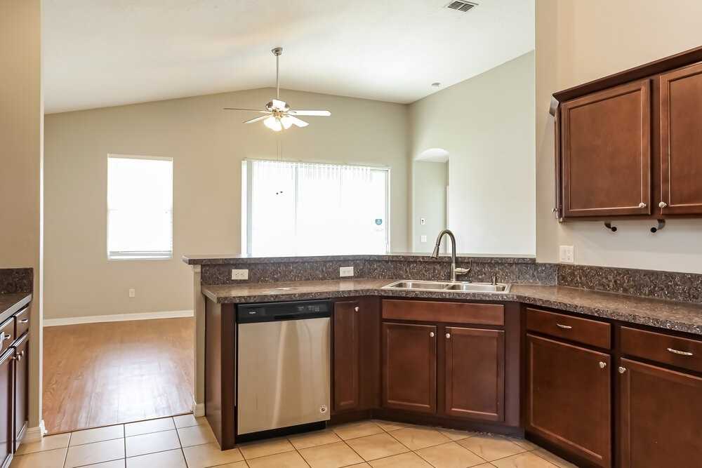 805 Celebration Ln - Photo 7 of 16