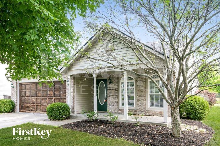 6682 Wimbledon Dr - Photo 2 of 15